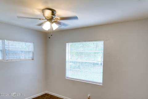 5131 Redstone Drive, Jacksonville FL - photo 13 of 24