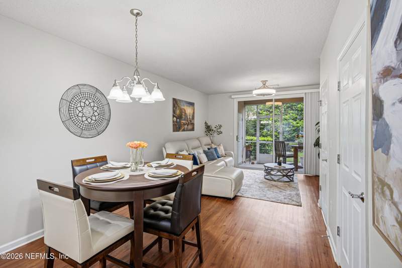 2 bedroom Townhouse at 8105 Summer Cove Court, Summerfield, Jacksonville — photo 5