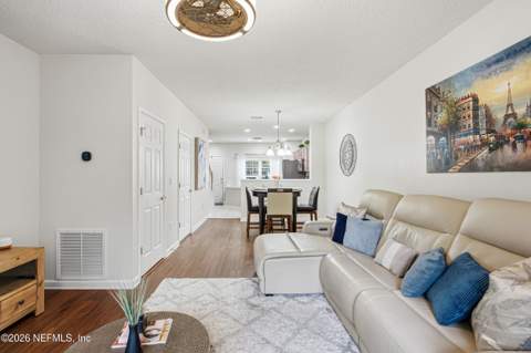 8105 Summer Cove Court, Jacksonville FL - photo 16 of 30