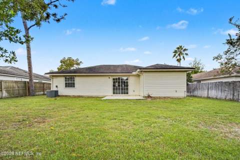 8031 Macinnes Drive, Jacksonville FL - photo 17 of 17