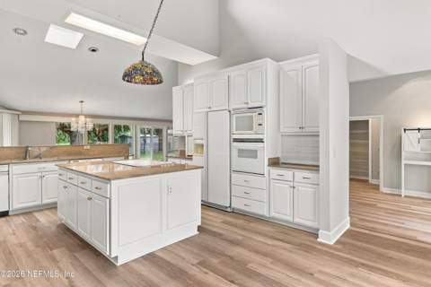 60 Roscoe Boulevard, Palm Valley FL - photo 7 of 70