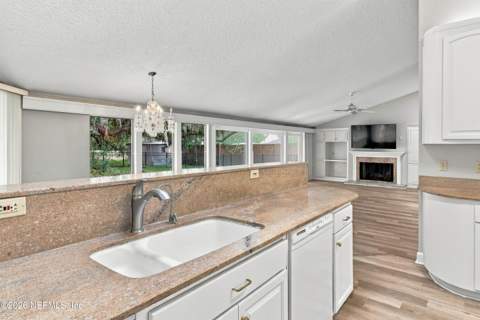 60 Roscoe Boulevard, Palm Valley FL - photo 21 of 70