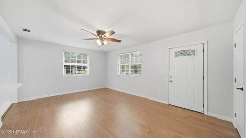 5462 Park Street, Jacksonville FL - photo 6 of 50