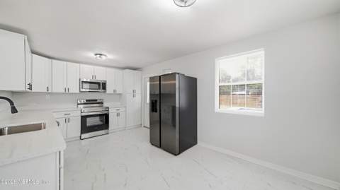 5462 Park Street, Jacksonville FL - photo 12 of 50