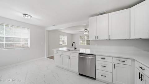 5462 Park Street, Jacksonville FL - photo 15 of 50