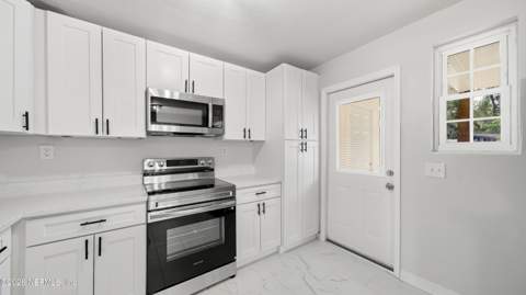 5462 Park Street, Jacksonville FL - photo 16 of 50