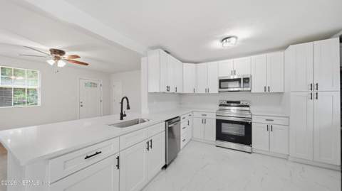 5462 Park Street, Jacksonville FL - photo 17 of 50