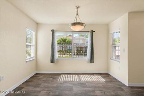 8550 Argyle Business Loop #108, Jacksonville FL - photo 7 of 43