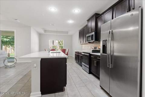 10858 Stanton Hills Drive, Jacksonville FL - photo 20 of 35