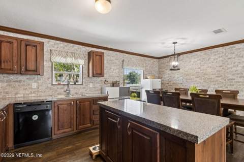 11289 Dinsmore Dairy Road, Jacksonville FL - photo 16 of 50