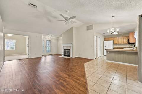 421 Mango Circle, St. Augustine FL - photo 8 of 36