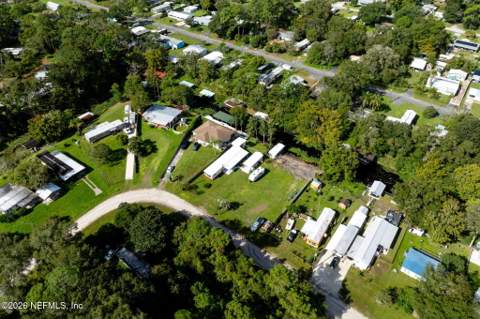 139 Sportsman Road, Satsuma FL - photo 11 of 48
