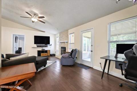 7410 Sweet Rose Lane, Jacksonville FL - photo 14 of 31