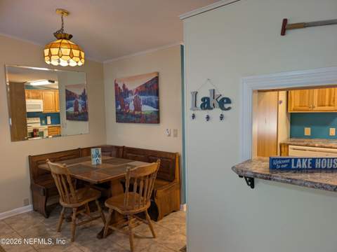 274 Cue Lake Drive, Hawthorne FL - photo 10 of 37