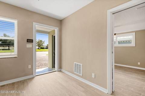1814 Blanding Boulevard, Jacksonville FL - photo 7 of 37