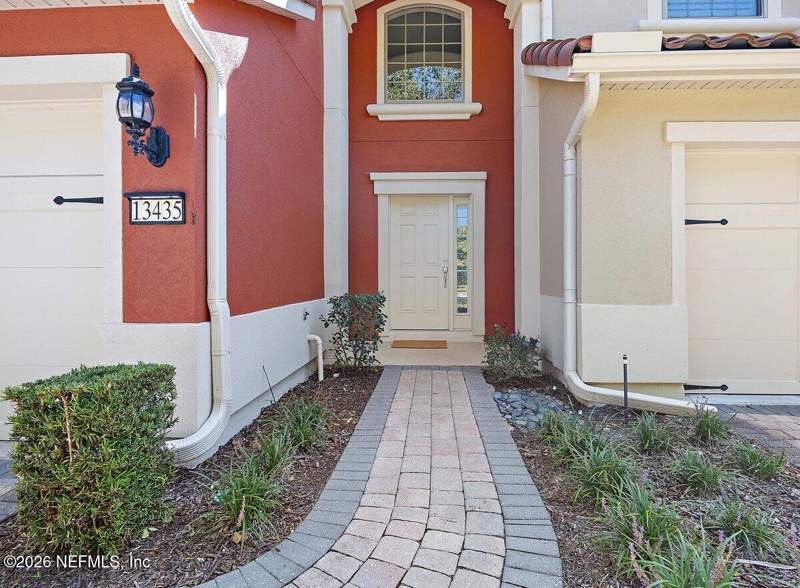 3 bedroom Townhouse at 13435 Isla Vista Drive, Vizcaya, Jacksonville — photo 2