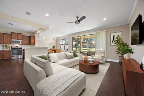 13435 Isla Vista Drive, Jacksonville FL - photo 6 of 57