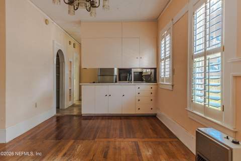 1327 Challen Avenue, Jacksonville FL - photo 6 of 25