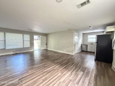 4601 Anvers Boulevard, Jacksonville FL - photo 9 of 40