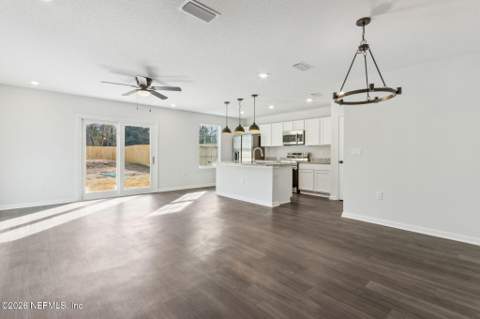8613 Vining Street, Jacksonville FL - photo 8 of 28
