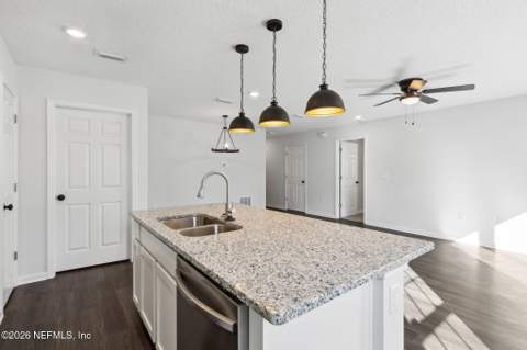 8613 Vining Street, Jacksonville FL - photo 13 of 28