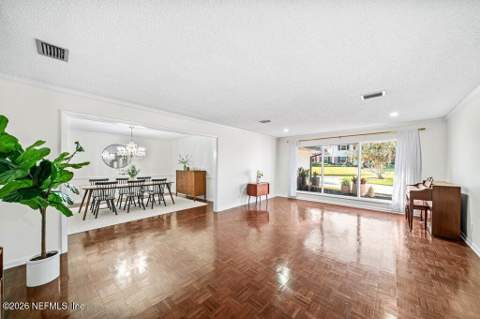 2423 Castellon Drive, Jacksonville FL - photo 14 of 73