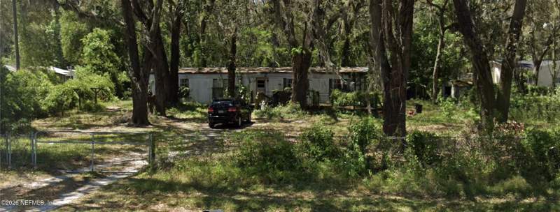 3 bedroom Mobile Home at 10438 NE Highway 301, Metes & Bounds, Hampton — photo 2