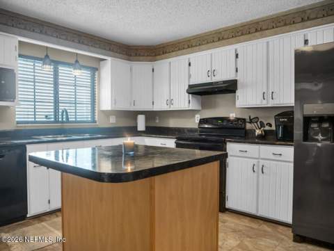 135 Ashley Lake Drive, Melrose FL - photo 10 of 52
