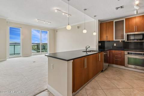1431 Riverplace Boulevard #1008, Jacksonville FL - photo 16 of 146