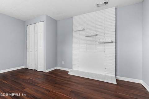 7353 Elwood Avenue, Jacksonville FL - photo 9 of 34