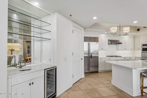 917 S 1st Street #201, Jacksonville Beach FL - photo 22 of 54