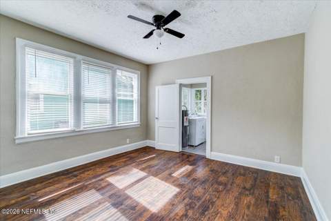 3855 Eloise Street, Jacksonville FL - photo 13 of 25
