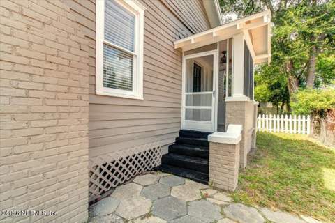 3855 Eloise Street, Jacksonville FL - photo 19 of 25