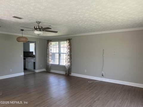 4901 Lofty Pines Circle, Jacksonville FL - photo 7 of 18