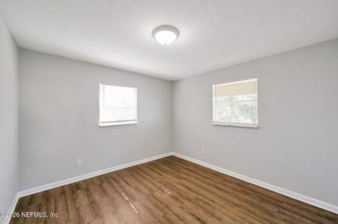1586 W 36th Street, Jacksonville FL - photo 11 of 19