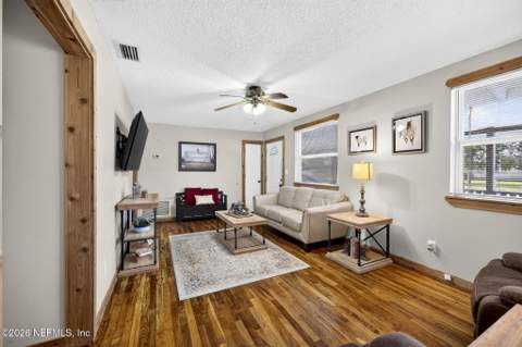 5615 Morse Avenue, Jacksonville FL - photo 6 of 25