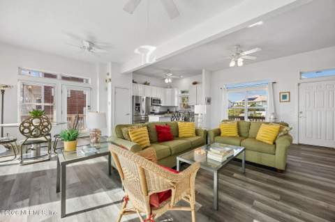 812 S Fletcher Avenue, Fernandina Beach FL - photo 6 of 85