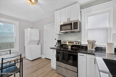 1825 Perry Street, Jacksonville FL - photo 13 of 72