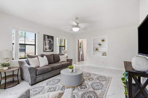 3648 Cedar Drive, Jacksonville FL - photo 9 of 30