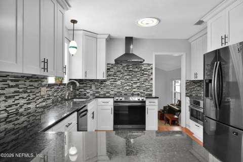 5634 Stetson Road, Jacksonville FL - photo 15 of 34