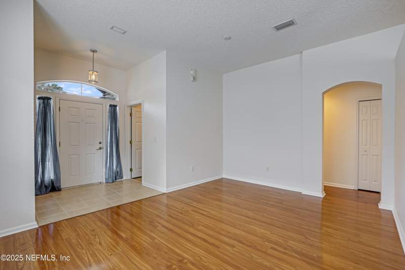 3 bedroom Single Family Residence at 6693 Morse Glen Lane, Morse Glen, Jacksonville — photo 5