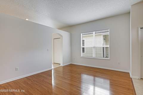6693 Morse Glen Lane, Jacksonville FL - photo 11 of 34