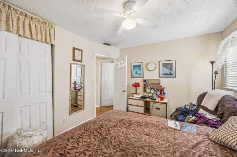 7820 Chateau Drive, Jacksonville FL - photo 19 of 28