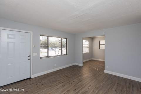 1185 W 20th Street, Jacksonville FL - photo 17 of 37