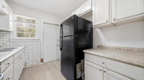 235 E 25th Street, Jacksonville FL - photo 12 of 34