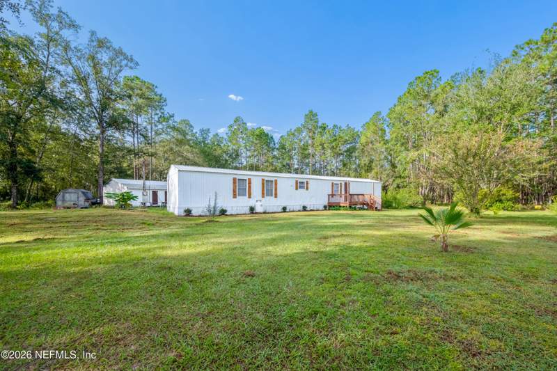 2 bedroom Mobile Home at 17396 S Ridgewood Drive, Glen St. Mary, Glen St. Mary — photo 2