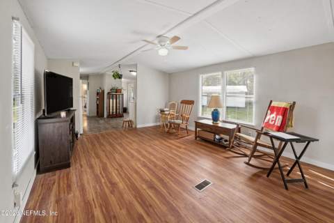 17396 S Ridgewood Drive, Glen St. Mary FL - photo 6 of 27
