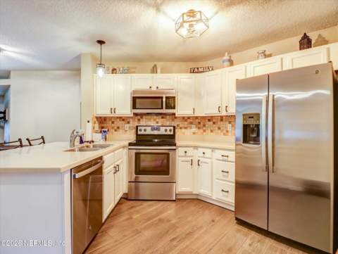 1865 Green Springs Circle Circle #F, Fleming Island FL - photo 10 of 33