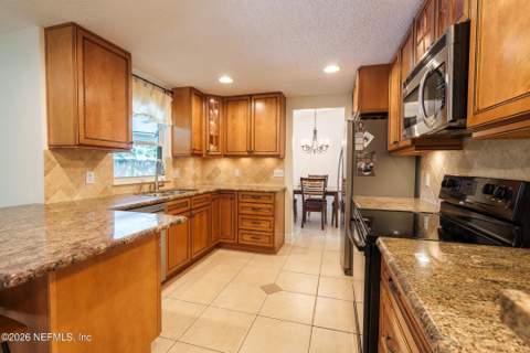 11250 Cloverhill Circle, Jacksonville FL - photo 20 of 29