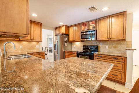 11250 Cloverhill Circle, Jacksonville FL - photo 19 of 29